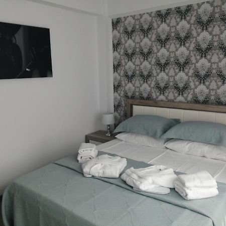 Mathias Luxury Apartments ยาช ภายนอก รูปภาพ