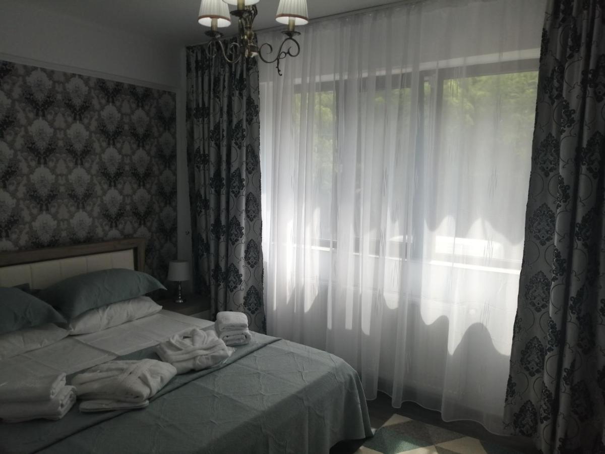 Mathias Luxury Apartments ยาช ภายนอก รูปภาพ