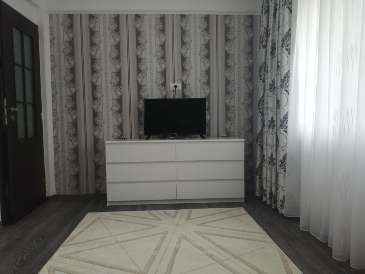 Mathias Luxury Apartments ยาช ภายนอก รูปภาพ