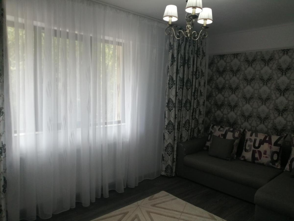 Mathias Luxury Apartments ยาช ภายนอก รูปภาพ